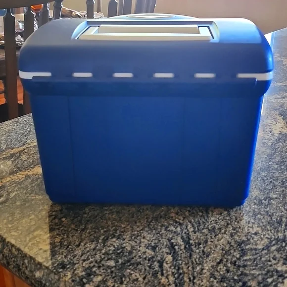 Adventure Cooler With Built In Radio - NWT - Picture 3 of 12